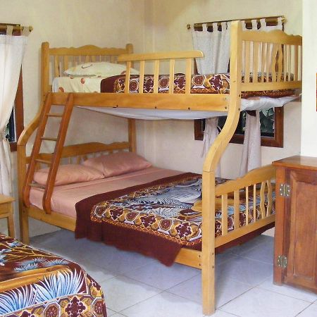 Hostal Maxima Пуэрто-Лопес Экстерьер фото
